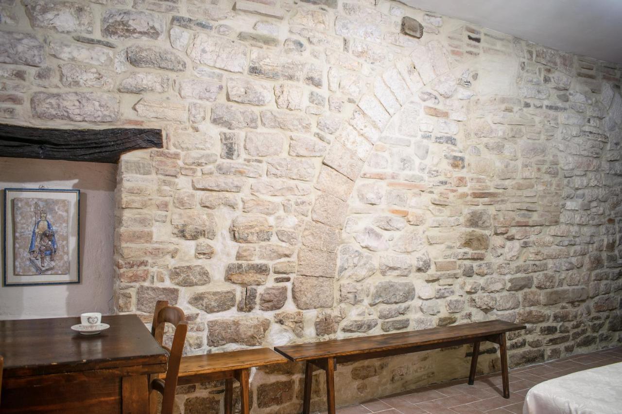 Monolocale Centro Storico Apartment Губио Екстериор снимка