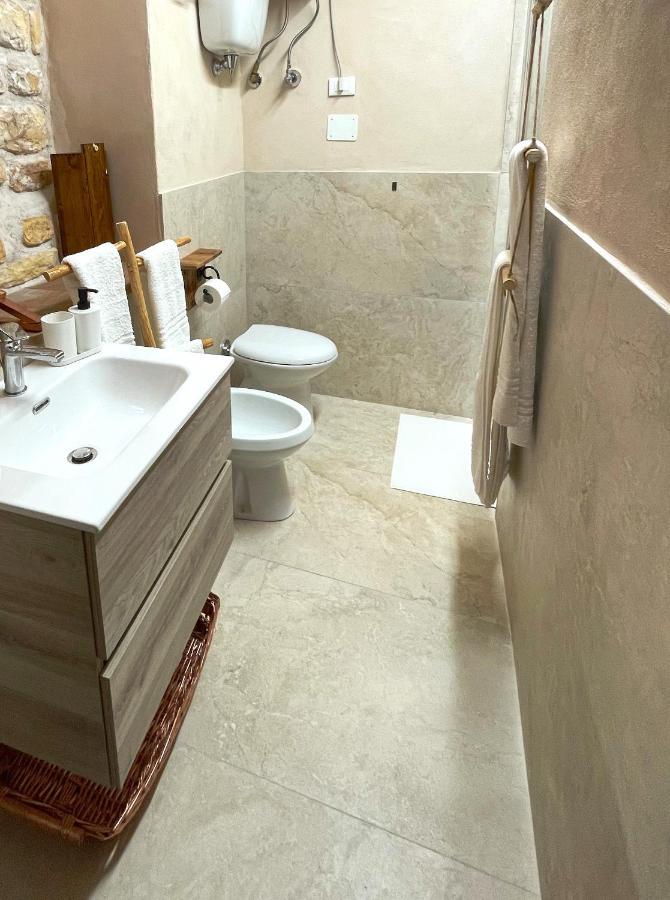 Monolocale Centro Storico Apartment Губио Екстериор снимка